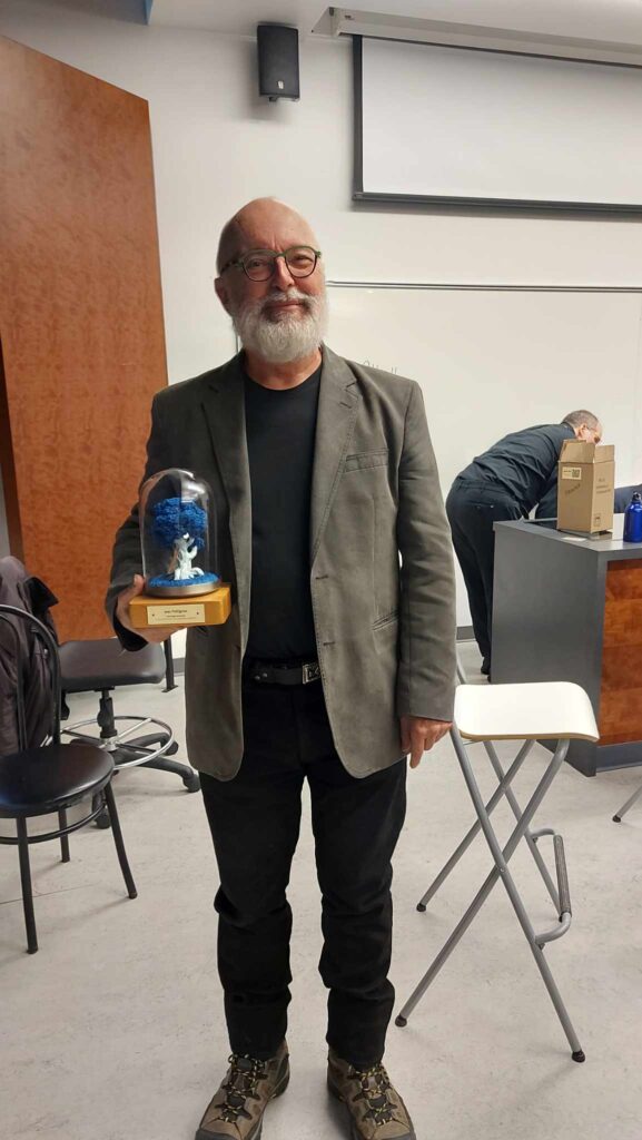 Jean Pettigrew lors de la remise du prix Hommage visionnaire de 2023, au Collège du Bois de Boulogne